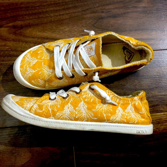 yellow roxy shoes